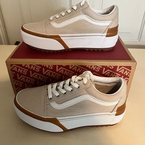 Vans Old Skool Stac light tan platform Vans never worn still in box size 7